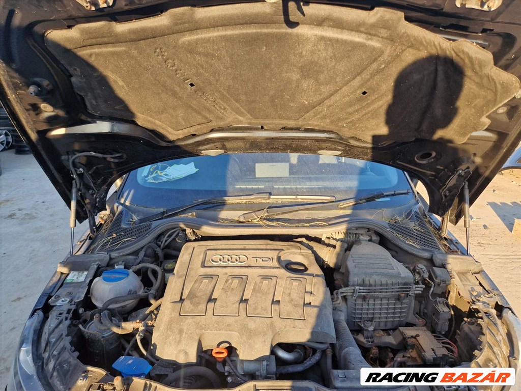 Audi A1 (8X) bontott alkatrészei 8. kép