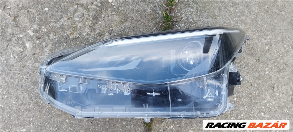 Toyota Yaris Cross (XP210) bal oldali led fényszóró eladó 0d310 1. kép