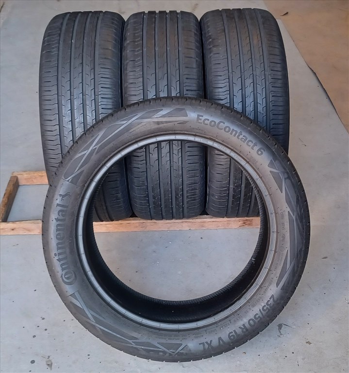 Demó Continental Ecocontact6 235/50 R19 nyári gumik 90e./4db 3. kép