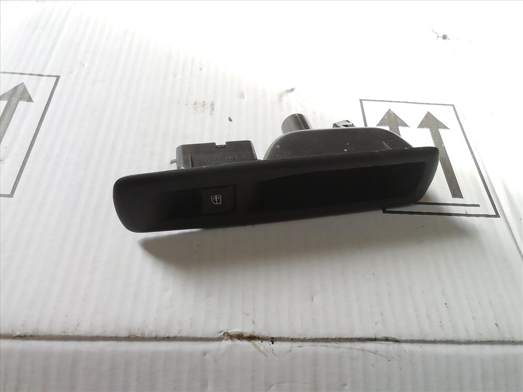 Renault Mégane III Bal hátsó Ablakemelő kapcsoló  156024250a 1. kép
