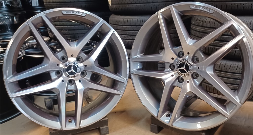 Gyári Mercedes W222 S klasse AMG 5x112 8,5x19" ET38 4db 4. kép
