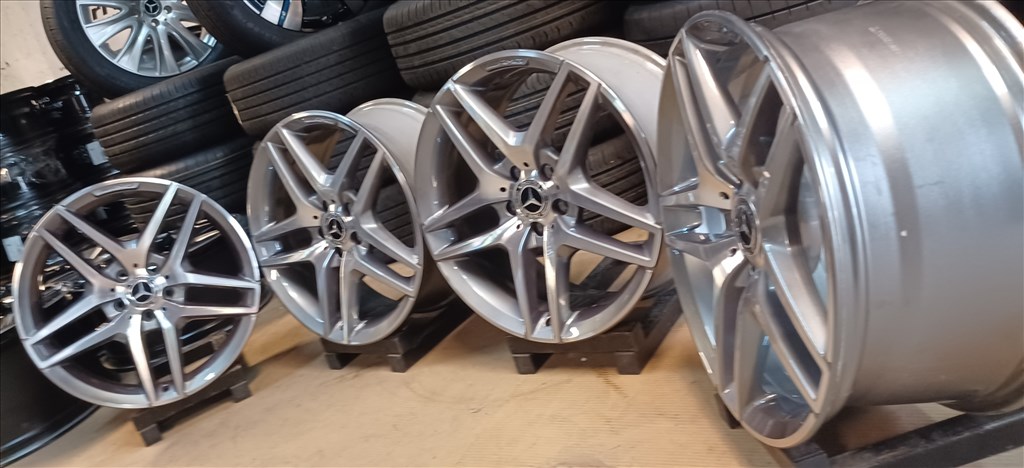 Gyári Mercedes W222 S klasse AMG 5x112 8,5x19" ET38 4db 8. kép