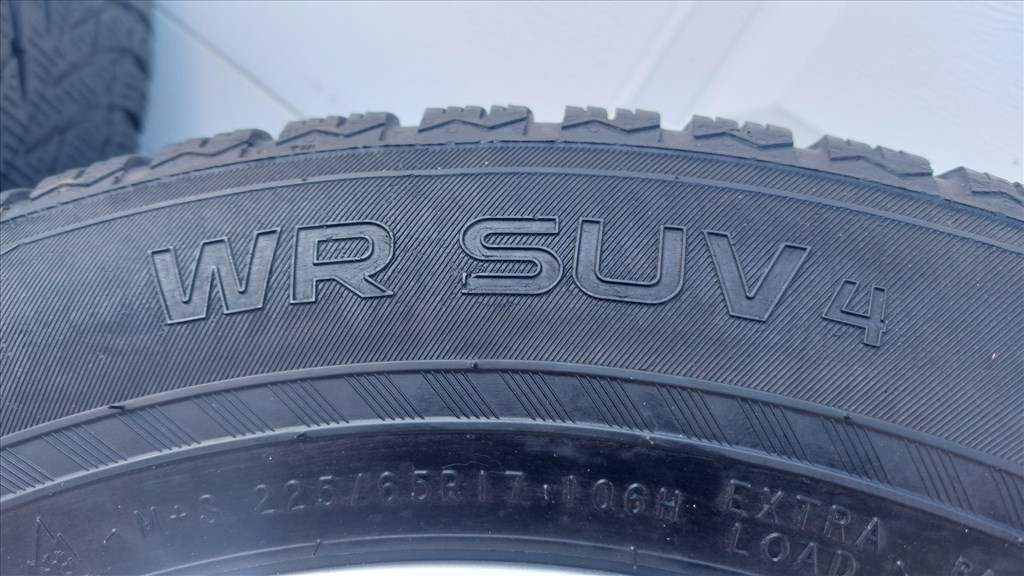 Gyári, Ford Kuga 17"  alufelni , téli gumi,szenzor 8. kép