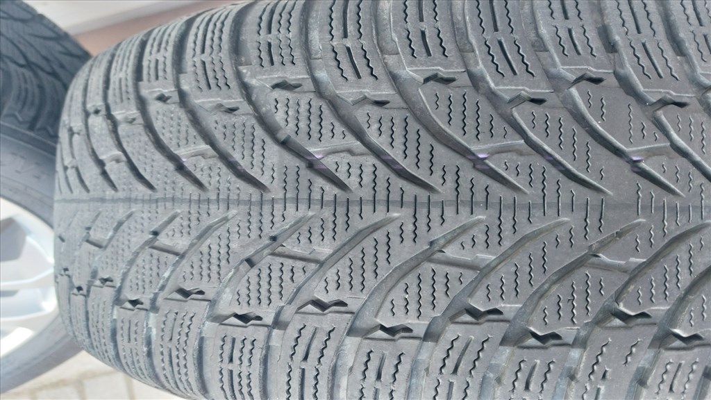 Gyári, Ford Kuga 17"  alufelni , téli gumi,szenzor 14. kép