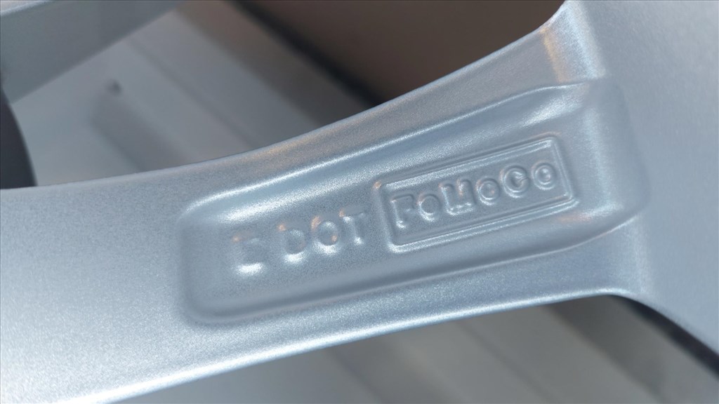 Gyári, Ford Kuga 17"  alufelni , téli gumi,szenzor 19. kép