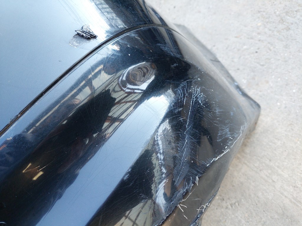 BMW E90 fekete black sapphire hátsó gyári PDC-s hátsó lökhárító 6. kép