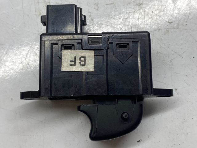 CHEVROLET TACUMA Jobb első Ablakemelő Kapcsoló 2. kép