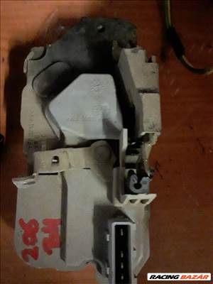 Peugeot 206 Bal Hátsó Ajtózár