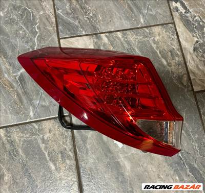 Honda Civic IX (2011-2016) kombi bal hátsó lámpa 