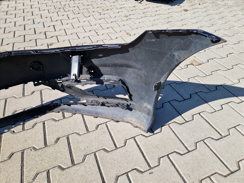 Volkswagen Golf VII első lökhárító LC9X (FL) (17009) 12. kép