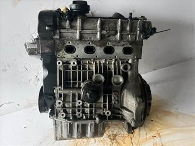 VW GOLF PLUS Motor (Fűzött blokk hengerfejjel)