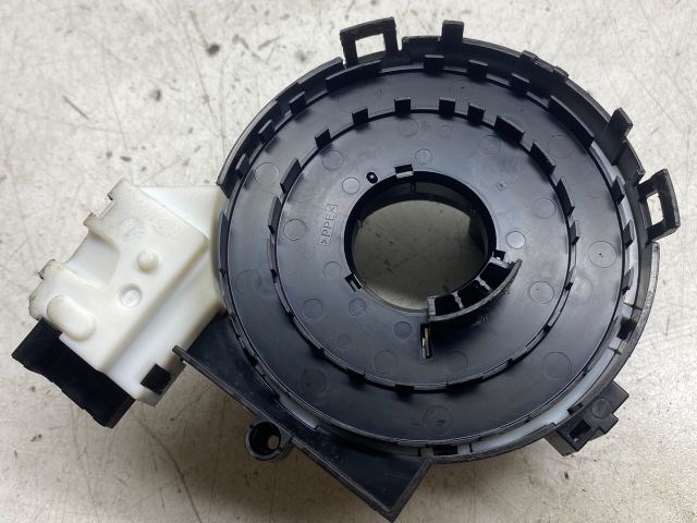 VW GOLF PLUS Légzsák Átvezető Szalagkábel 2. kép