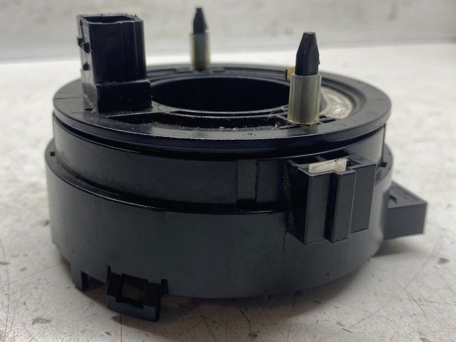 VW GOLF PLUS Légzsák Átvezető Szalagkábel 4. kép