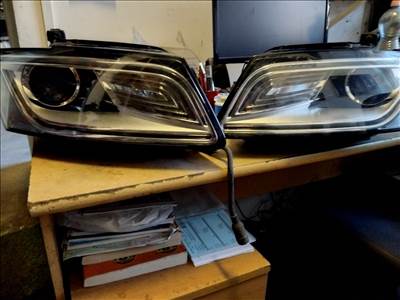 Audi Q5 (8R) Xenonfényszoró 8ro941005