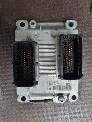 Opel Corsa C 1.2 motorvezérlő elektronika  0261206074bz