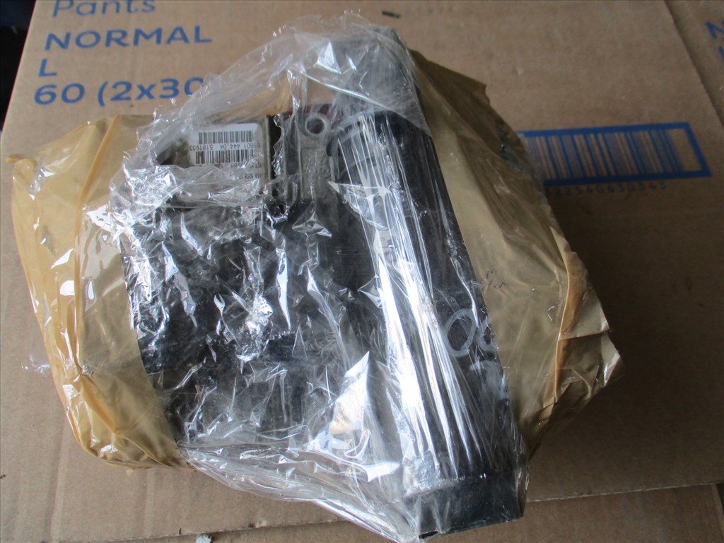 Fiat 500 1.2 8V motorvezérlő szett elektronika  51819346 5SF8MR 1. kép