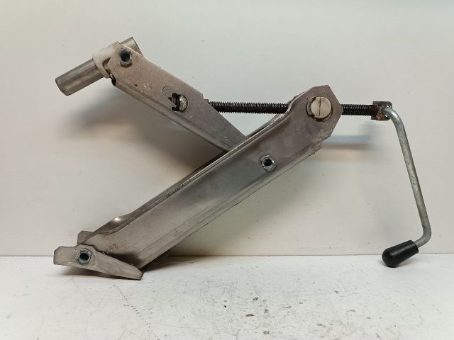 AUDI A2 Emelő 7. kép