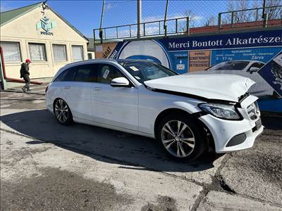Mercedes C 350e M274 (W205) bontott alkatrészei