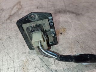 Mitsubishi L400 Előtét Ellenállás Fűtőmotor *141189* 2se054 4. kép