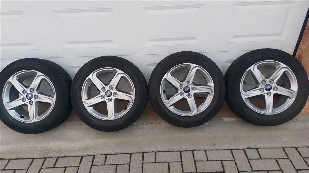 Gyári, Ford Focus 4.  16"alufelni , téli gumi,szenzor  6. kép