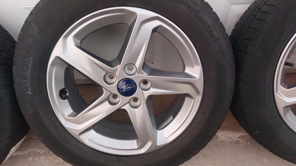 Gyári, Ford Focus 4.  16"alufelni , téli gumi,szenzor  2. kép