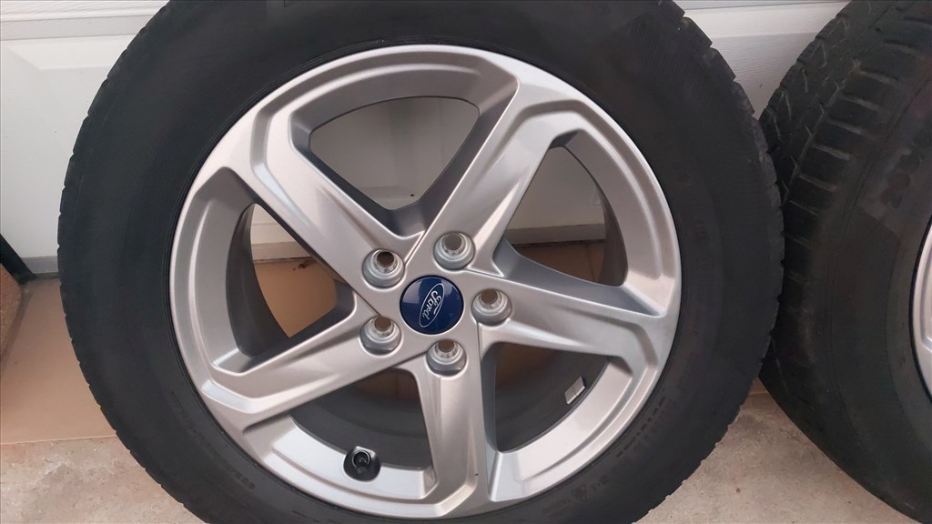Gyári, Ford Focus 4.  16"alufelni , téli gumi,szenzor  4. kép