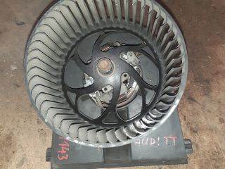 Audi TT (8N) Fűtőmotor (Klímás) *131249* 657880e