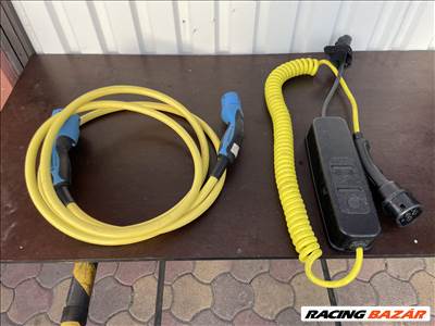 Mercedes B 250 W246 elektromos autó töltő  a0006834200