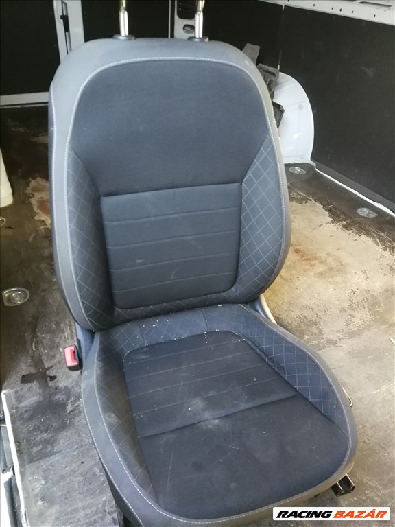 Skoda Fabia III ülésgarnitúra  2. kép