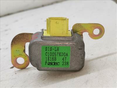 MAZDA PREMACY (CP) 2.0 TD Bal első Oldal Ütközés Érzékelő #35889# C10057KD0A