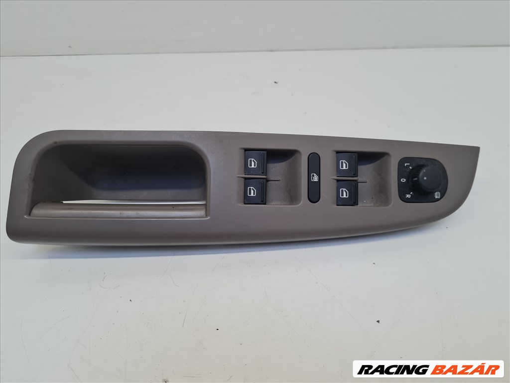 Volkswagen Golf VI bal első ajtóbehúzó (18909) 1k4868049 1k0959565k 1. kép