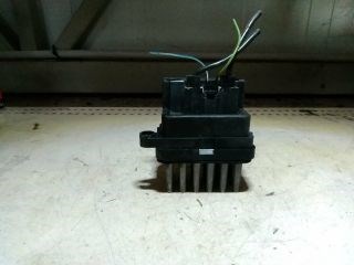 Ford Focus Mk2 Előtét Ellenállás Fűtőmotor *42437* bosch-f011500028 2. kép