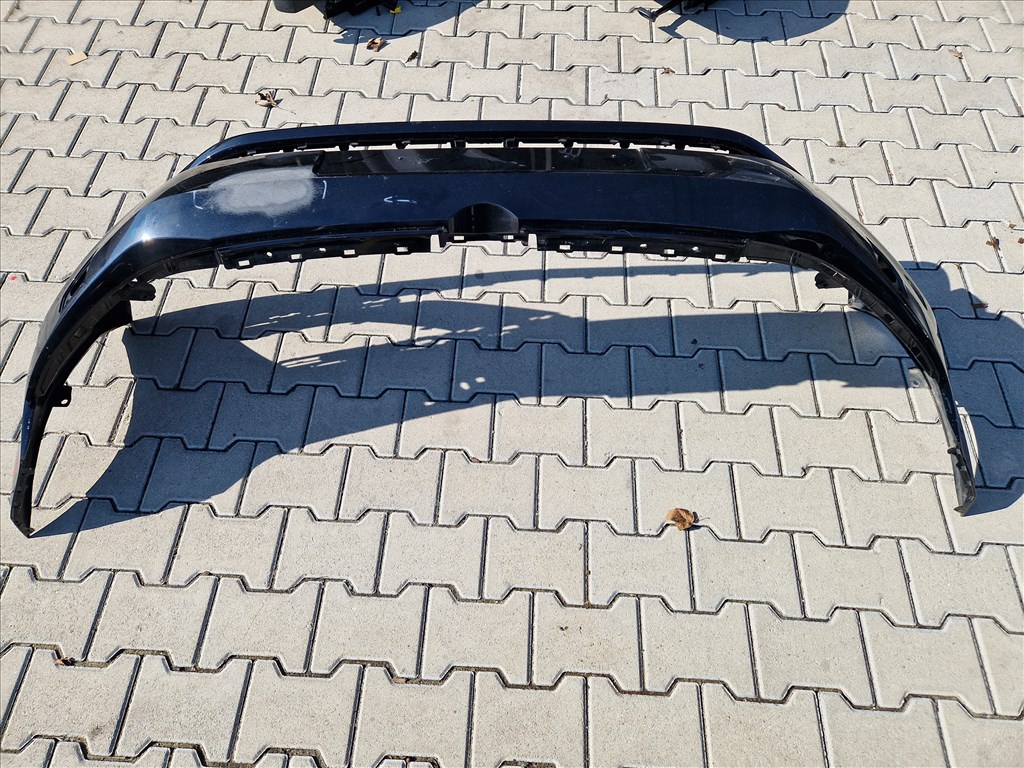 Volkswagen Golf VII első lökhárító LC9X (FL) (17010) 8. kép