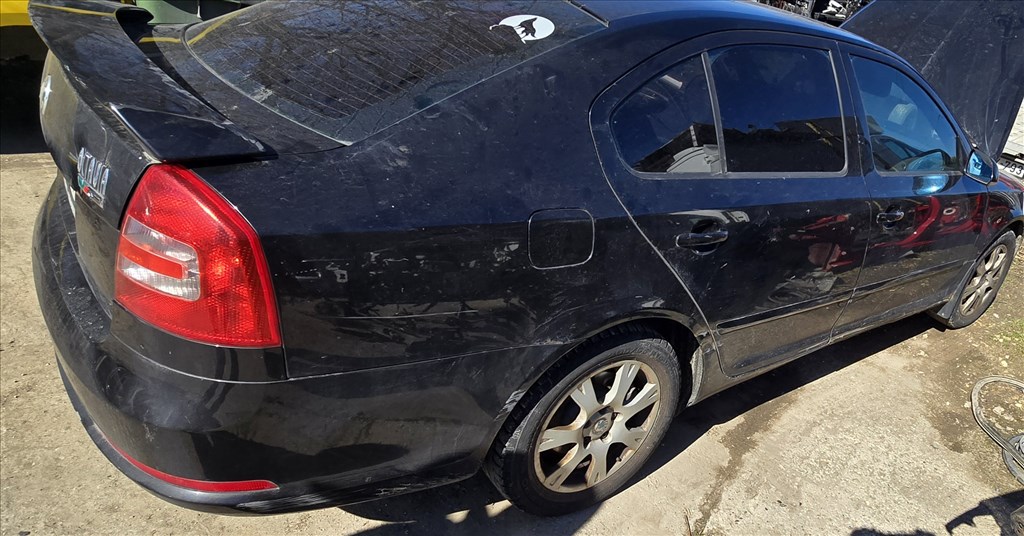 Skoda Octavia II Rs 2.0tfsi BWA bontott alkatrészei 4. kép