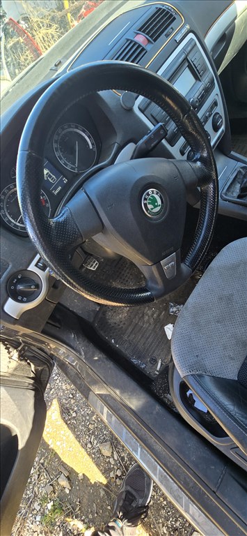 Skoda Octavia II Rs 2.0tfsi BWA bontott alkatrészei 19. kép