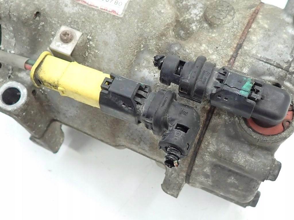 Peugeot 308, 3008, 5008 I 1.6 E-HDI 9H05/9HR 9671216780 3. kép