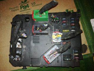 Citroën C3 I Biztosítéktábla Motortér *82333* siemens-s118085200