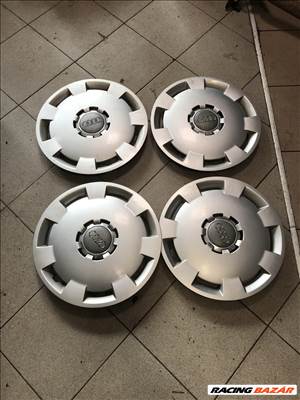 Audi A4 (B6/B7) R16 -os gyári dísztárcsa szett