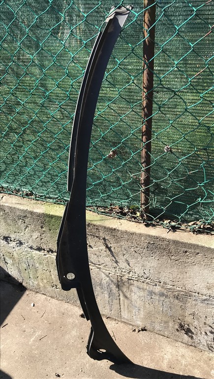 Audi A4 (B8 - 8K) levélrács  8k1819403 1. kép