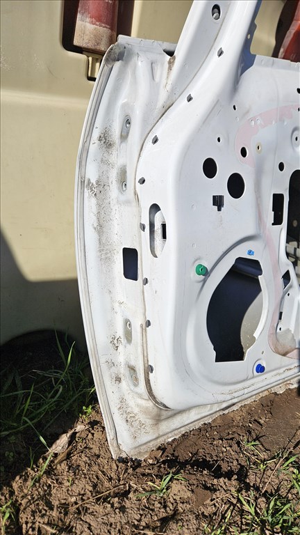 Opel Astra J Jobb első ajtó  3. kép