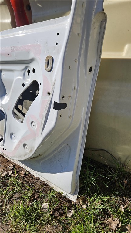 Opel Astra J Jobb első ajtó  4. kép