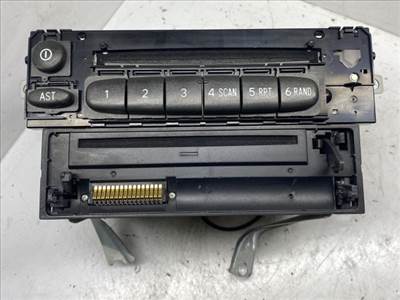 TOYOTA YARIS Rádió / CD