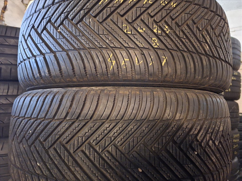  235/45/19"  Hankook négyévszakos gumi  2. kép