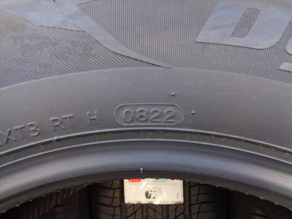 Új Hankook 215/65R16 nyári gumi garnitúra 2022-es gyártású eladó.  4. kép