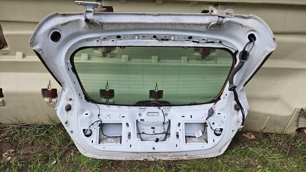 Opel Astra J 5 ajtós Csomagtérajtó  2. kép