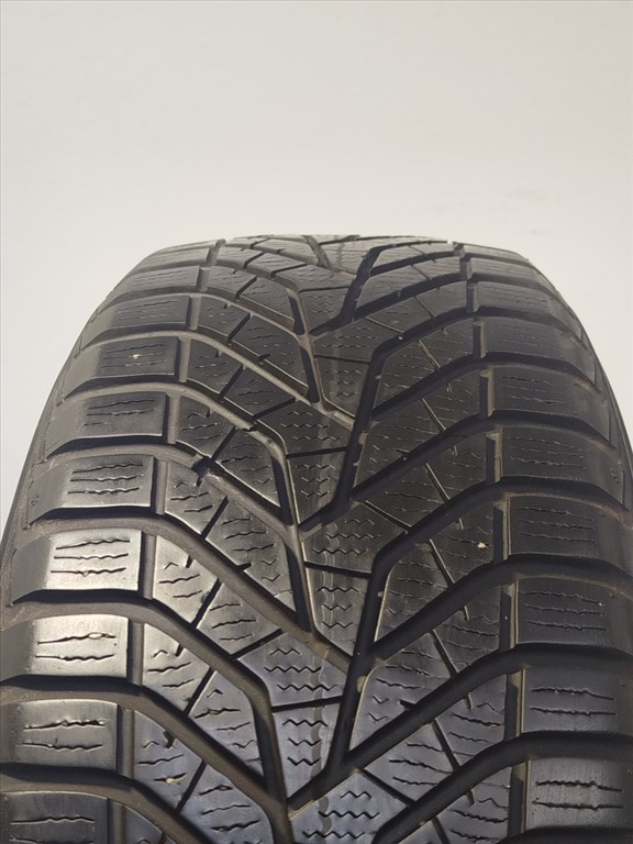 Yokohama V905 215/60 R16  1. kép