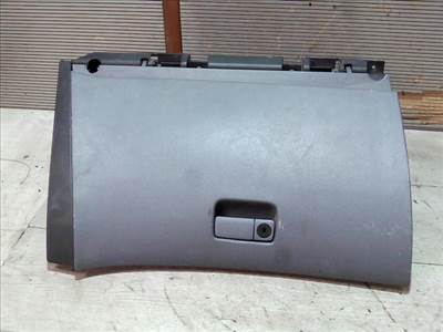 NISSAN PRIMERA P12 2001-2007 Kesztyűtartó
