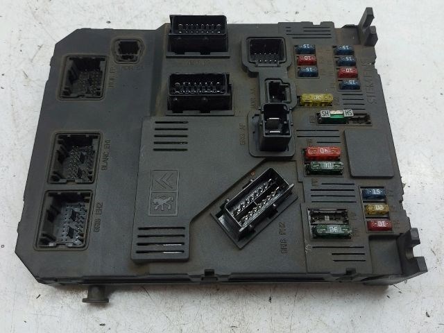 CITROËN C3 Biztosítéktábla Doboz 1. kép