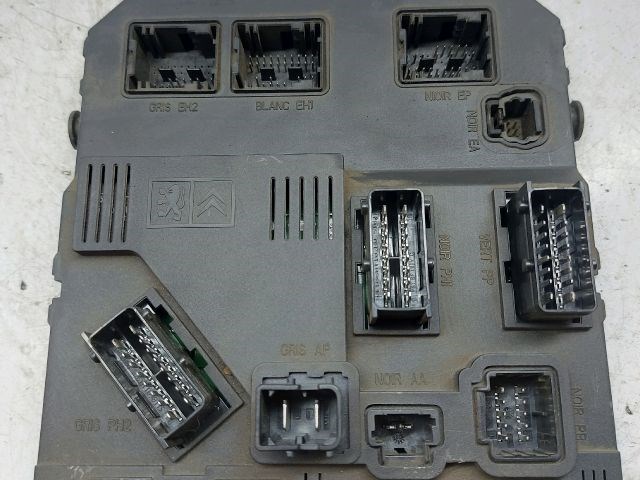 CITROËN C3 Biztosítéktábla Doboz 3. kép