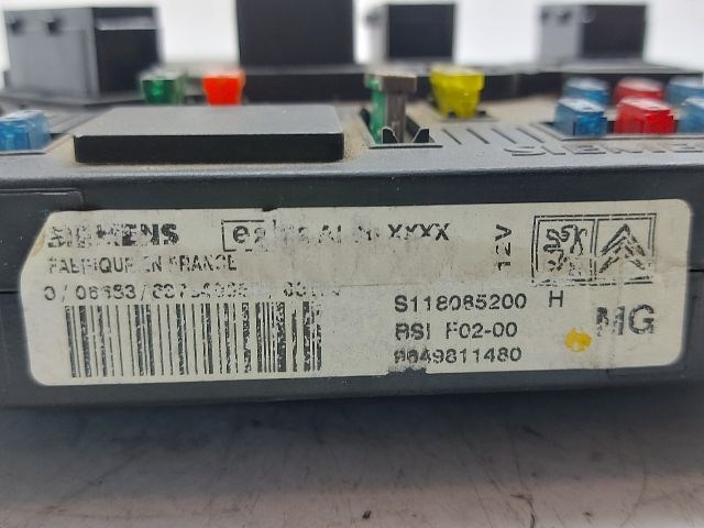 CITROËN C3 Biztosítéktábla Doboz 4. kép